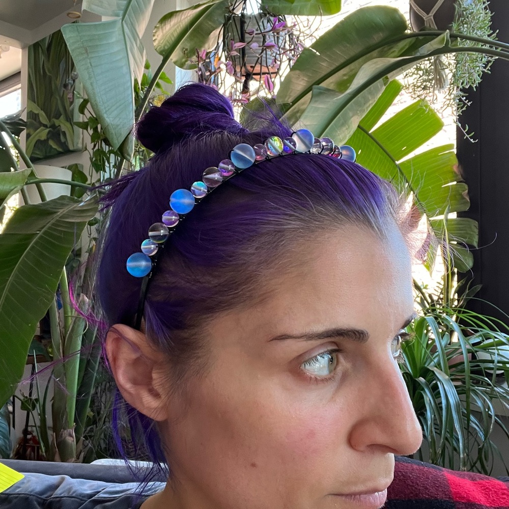 Nwot wire wrapped headband crown with blue and purple aura quartz
